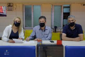 Ο  ΑΘΛΗΤΙΣΜΟΣ ΕΙΝΑΙ ΑΛΛΗΛΕΓΓΥΗ-ΤΟ ΕΑΚΗ ΔΩΡΙΣΕ ΣΤΟ ΔΗΜΟ ΦΑΙΣΤΟΥ ΤΙΣ ΔΥΟ ΠΑΛΙΕΣ ΜΠΑΣΚΕΤΕΣ ΤΟΥ ΛΙΝΤΟ